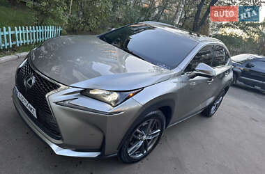 Позашляховик / Кросовер Lexus NX 2015 в 