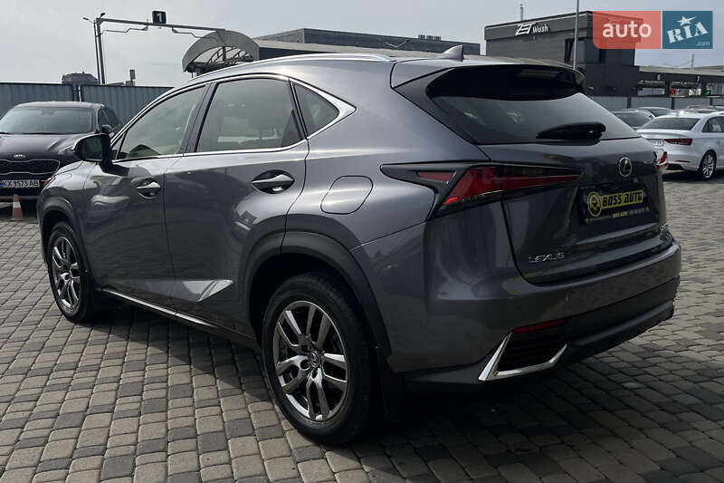 Внедорожник / Кроссовер Lexus NX 2018 в Мукачево