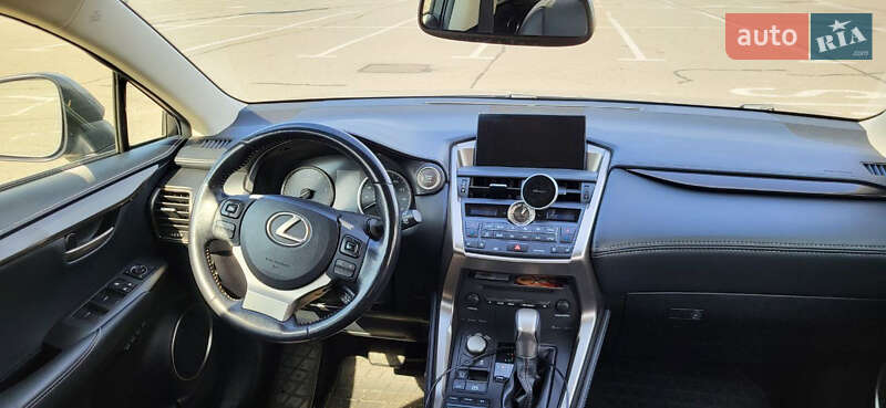 Внедорожник / Кроссовер Lexus NX 2015 в Киеве