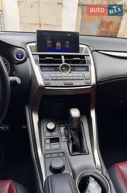 Внедорожник / Кроссовер Lexus NX 2014 в 