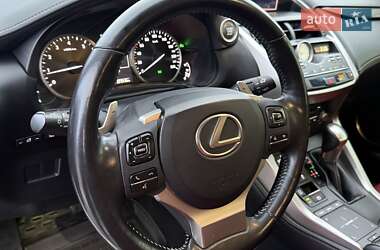Позашляховик / Кросовер Lexus NX 2019 в 