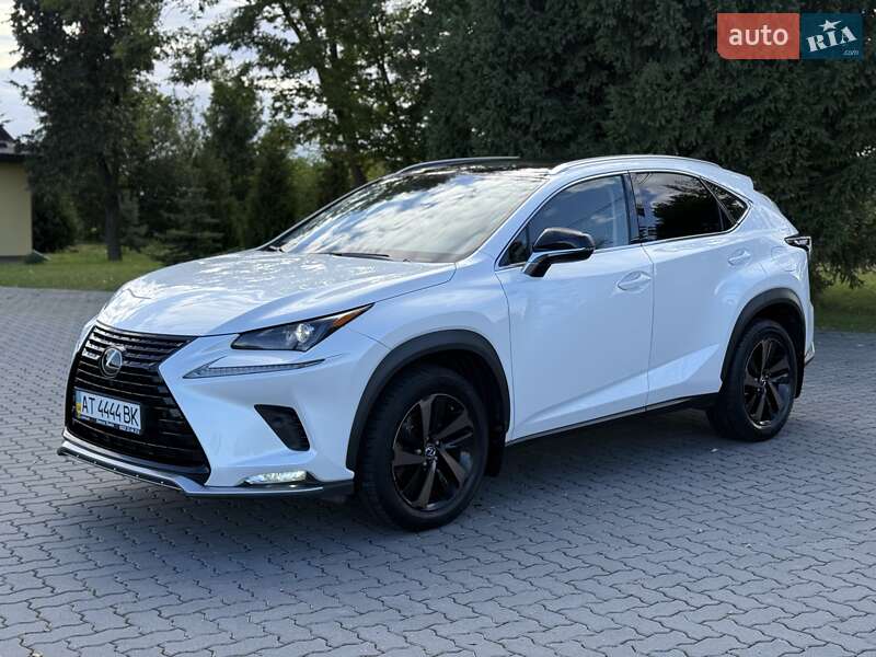 Позашляховик / Кросовер Lexus NX 2020 в Івано-Франківську