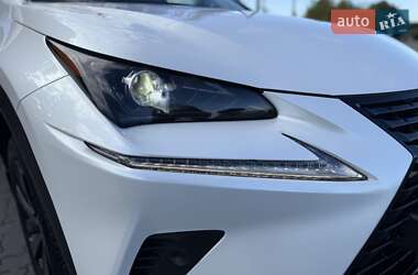 Внедорожник / Кроссовер Lexus NX 2020 в 