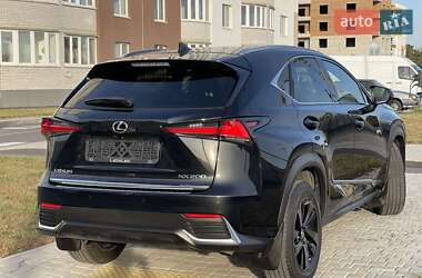 Позашляховик / Кросовер Lexus NX 2021 в 