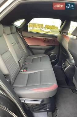 Позашляховик / Кросовер Lexus NX 2021 в 