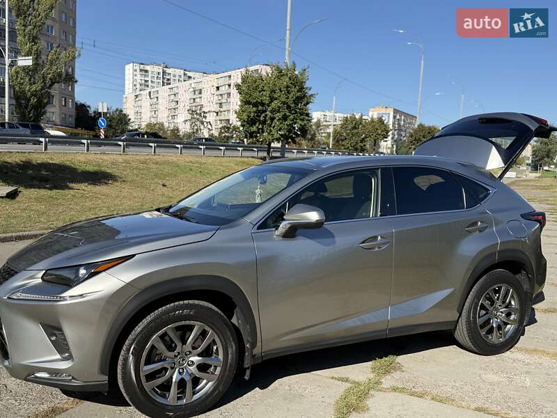 Позашляховик / Кросовер Lexus NX 2019 в Києві фото 4 Позашляховик / Кросовер Lexus NX 2019 в Києві