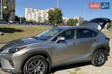 Внедорожник / Кроссовер Lexus NX 2019 в 