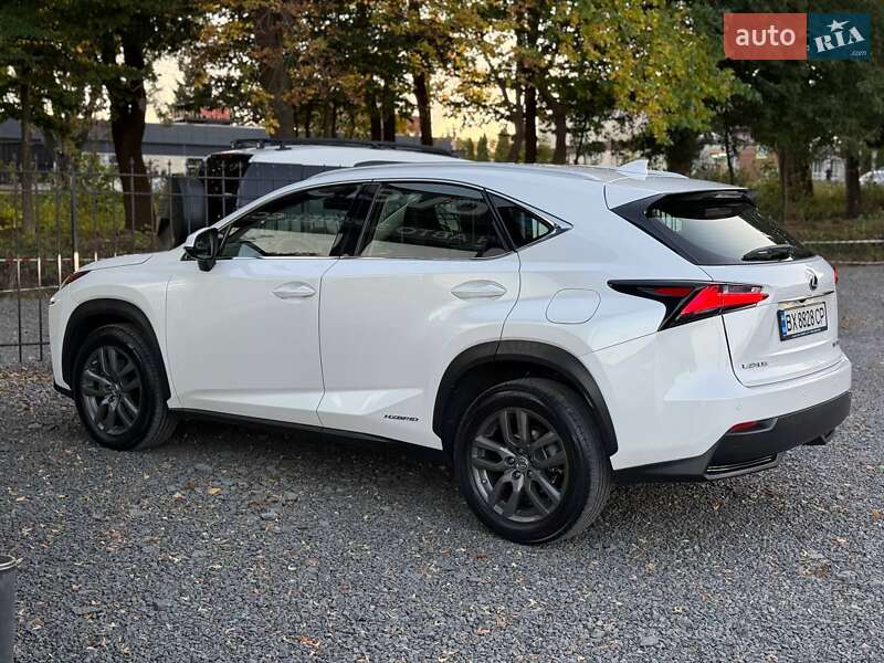 Внедорожник / Кроссовер Lexus NX 2014 в Хмельницком