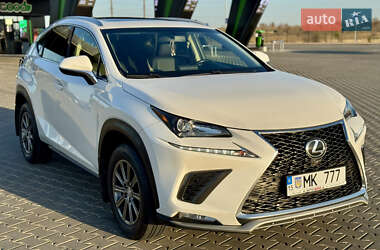 Позашляховик / Кросовер Lexus NX 2015 в 