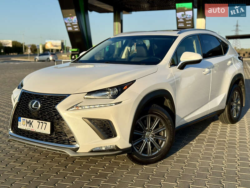Позашляховик / Кросовер Lexus NX 2015 в Миколаєві