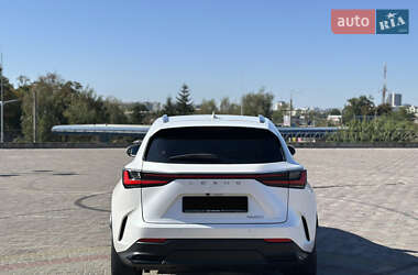 Внедорожник / Кроссовер Lexus NX 2022 в 