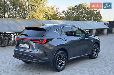 Внедорожник / Кроссовер Lexus NX 2022 в 