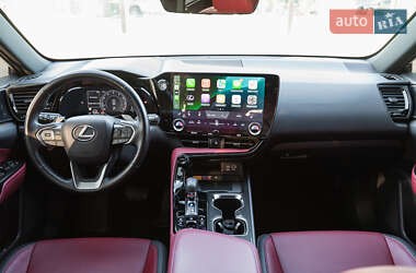 Внедорожник / Кроссовер Lexus NX 2022 в 