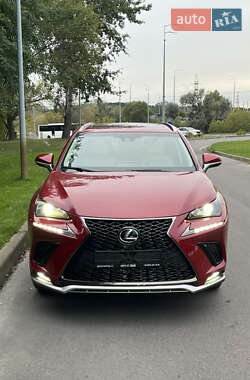 Позашляховик / Кросовер Lexus NX 2019 в 