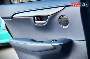 Внедорожник / Кроссовер Lexus NX 2020 в 