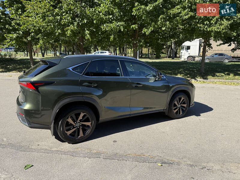 Внедорожник / Кроссовер Lexus NX 2020 в Умани