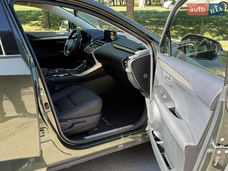 Внедорожник / Кроссовер Lexus NX 2020 в Умани