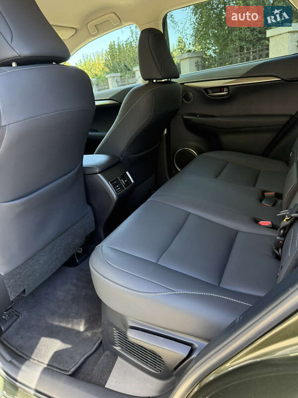 Внедорожник / Кроссовер Lexus NX 2020 в Умани