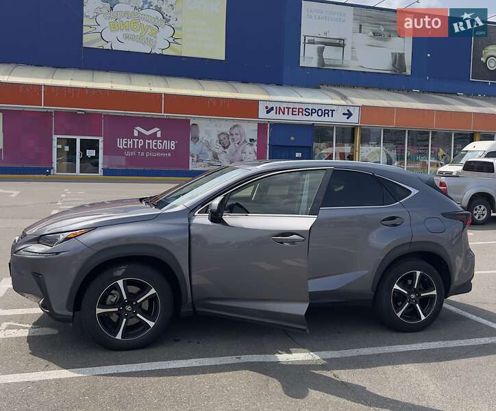 Внедорожник / Кроссовер Lexus NX 2020 в Киеве