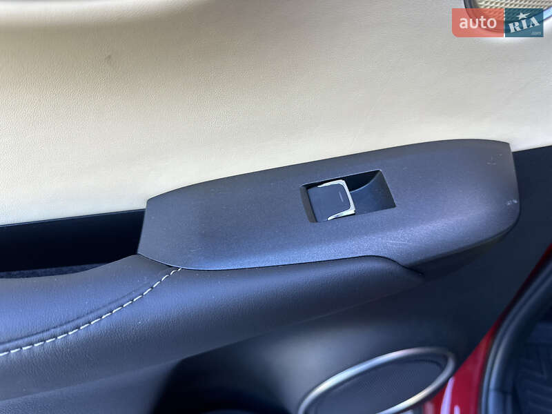 Внедорожник / Кроссовер Lexus NX 2019 в Киеве