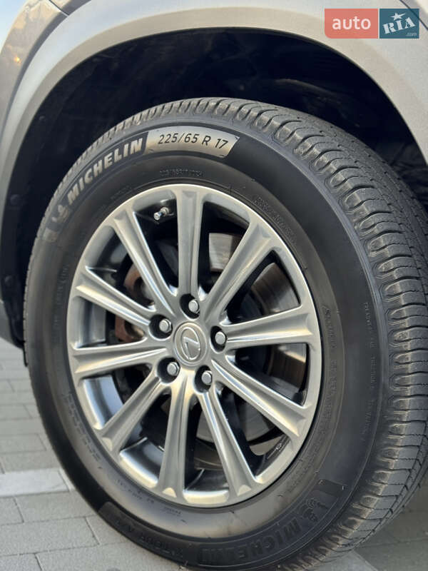 Внедорожник / Кроссовер Lexus NX 2016 в Виннице