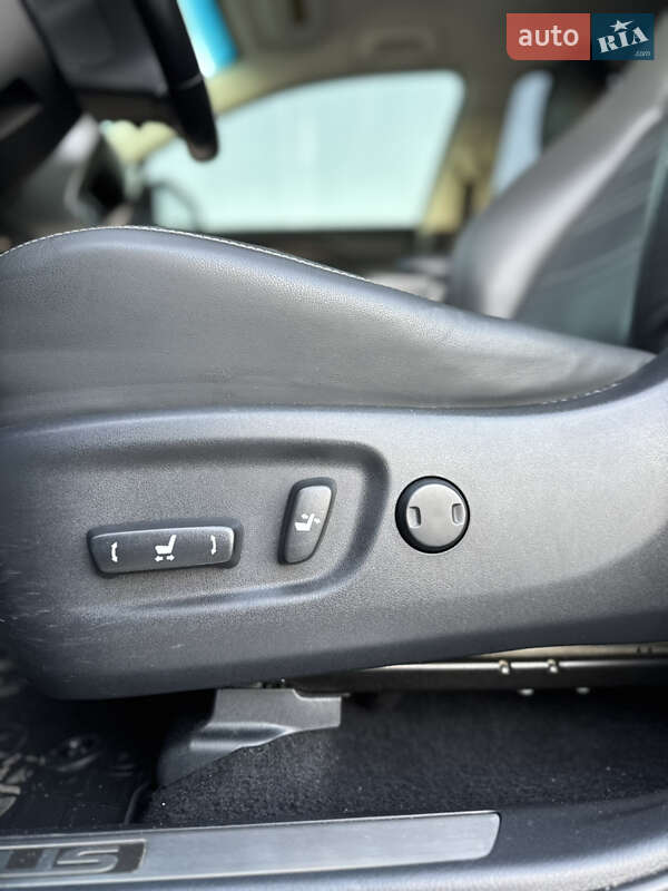 Внедорожник / Кроссовер Lexus NX 2016 в Виннице