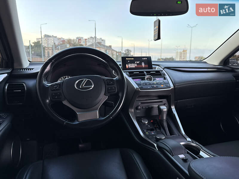 Внедорожник / Кроссовер Lexus NX 2016 в Виннице