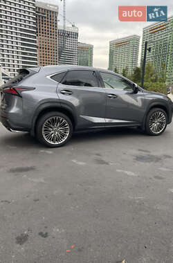 Позашляховик / Кросовер Lexus NX 2015 в 