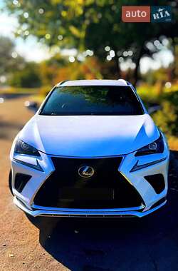 Внедорожник / Кроссовер Lexus NX 2018 в Киеве