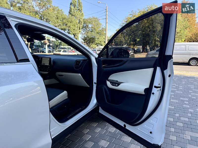 Внедорожник / Кроссовер Lexus NX 2023 в Одессе