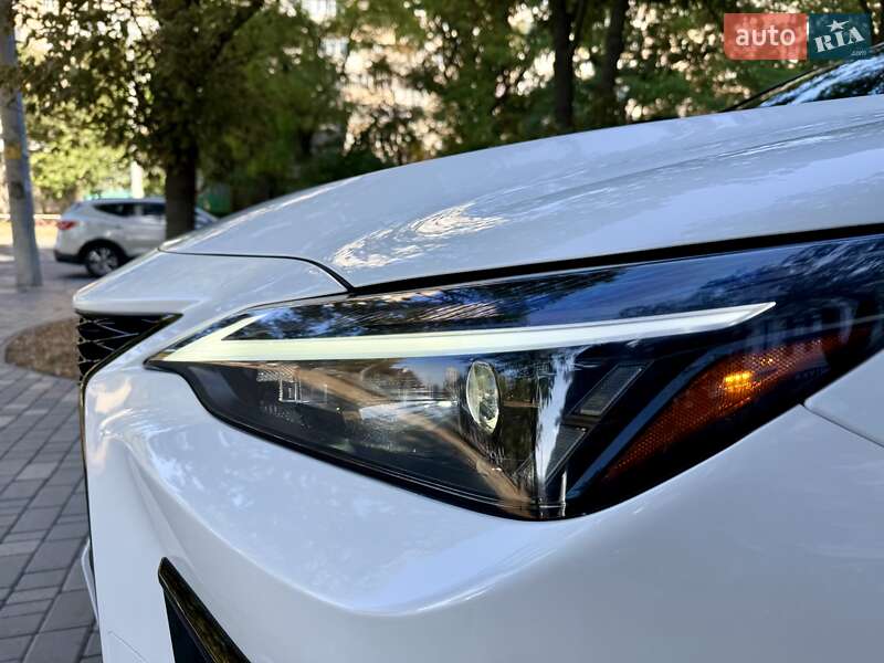 Внедорожник / Кроссовер Lexus NX 2023 в Одессе