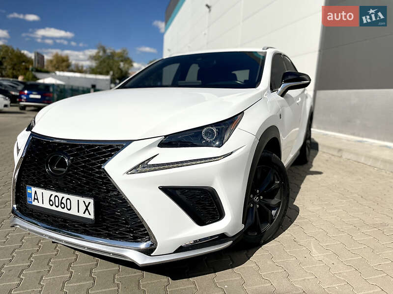 Lexus NX 2021
