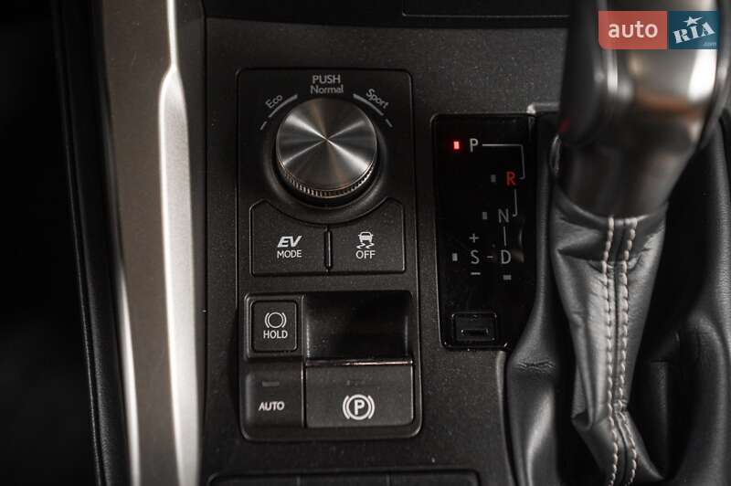 Позашляховик / Кросовер Lexus NX 2018 в Одесі