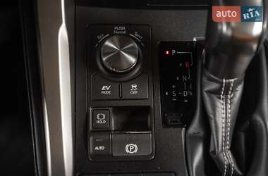 Внедорожник / Кроссовер Lexus NX 2018 в 