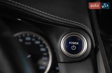Внедорожник / Кроссовер Lexus NX 2018 в 