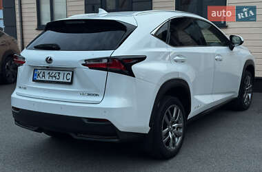 Позашляховик / Кросовер Lexus NX 2015 в 