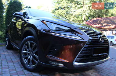 Позашляховик / Кросовер Lexus NX 2017 в 