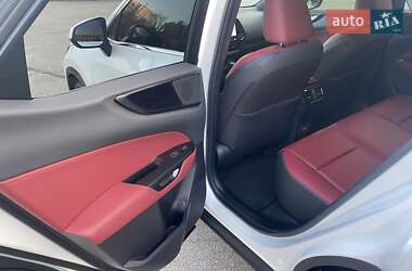 Позашляховик / Кросовер Lexus NX 2021 в 