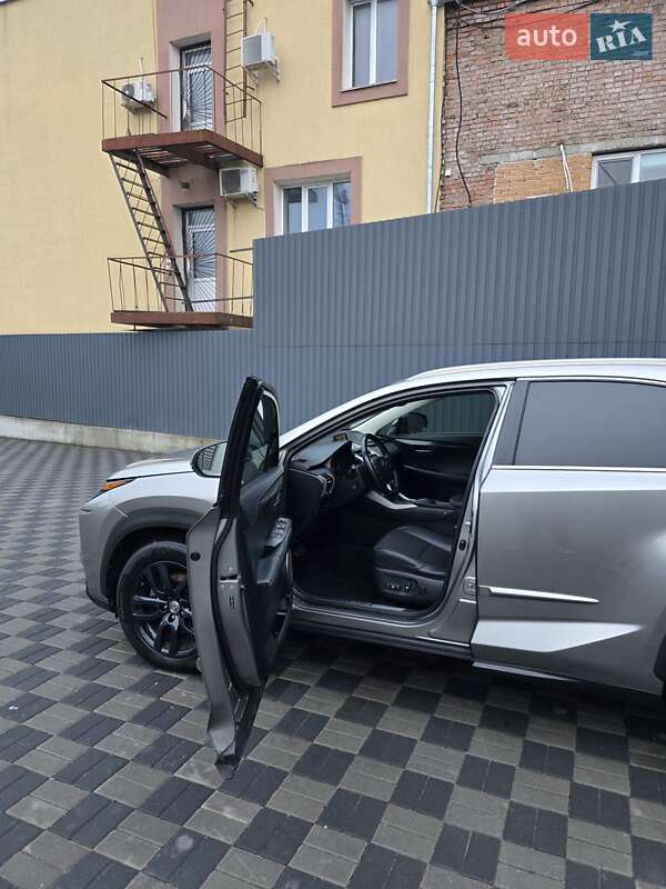 Внедорожник / Кроссовер Lexus NX 2014 в Хмельницком