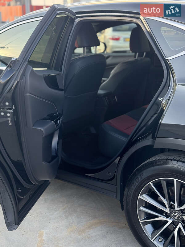Внедорожник / Кроссовер Lexus NX 2022 в Киеве