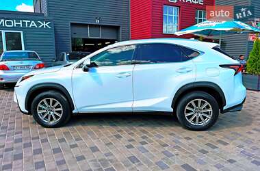 Внедорожник / Кроссовер Lexus NX 2019 в 