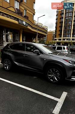 Внедорожник / Кроссовер Lexus NX 2019 в 
