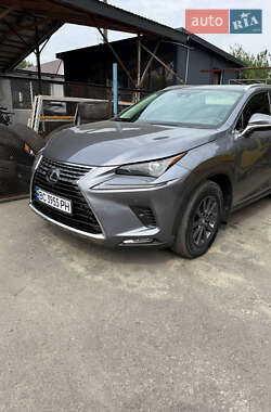 Внедорожник / Кроссовер Lexus NX 2017 в 