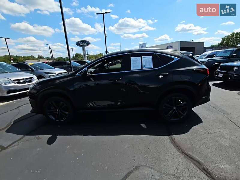 Позашляховик / Кросовер Lexus NX 2023 в Івано-Франківську