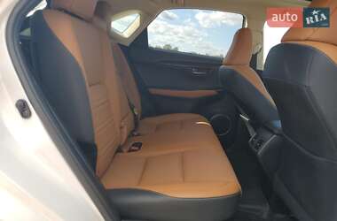Внедорожник / Кроссовер Lexus NX 2018 в 