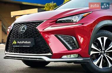 Позашляховик / Кросовер Lexus NX 2017 в 