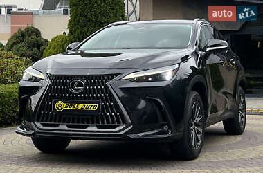 Позашляховик / Кросовер Lexus NX 2022 в 
