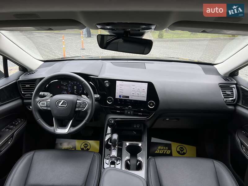 Позашляховик / Кросовер Lexus NX 2022 в Львові