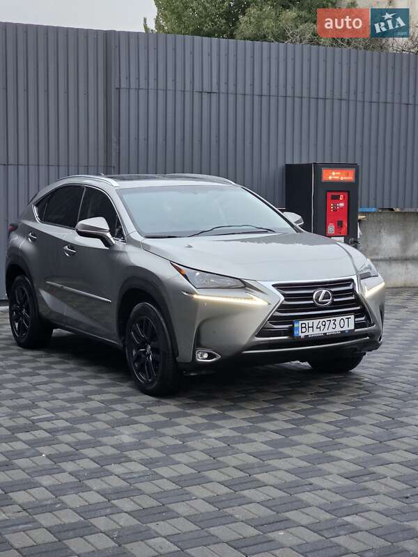 Позашляховик / Кросовер Lexus NX 2014 в 