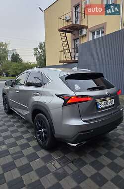 Позашляховик / Кросовер Lexus NX 2014 в 